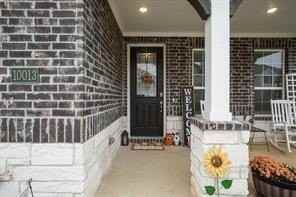 10013 Adams Ln - Photo 4 of 30