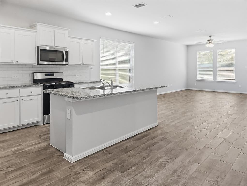 5317 Star Bright Dr - Photo 3 of 19