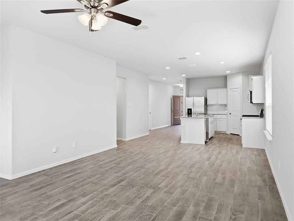 5317 Star Bright Dr - Photo 7 of 19