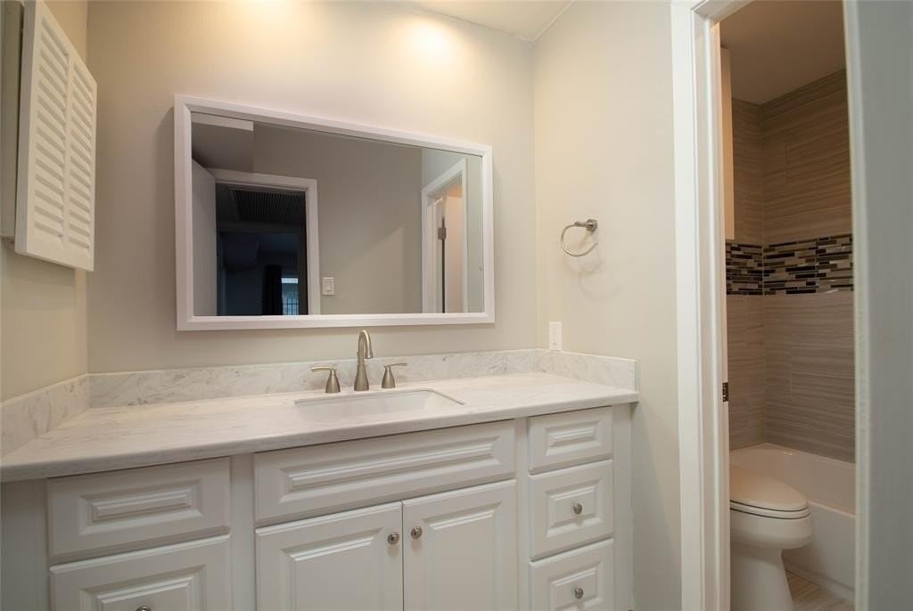 5315 Fleetwood Oaks Ave #161 - Photo 7 of 15