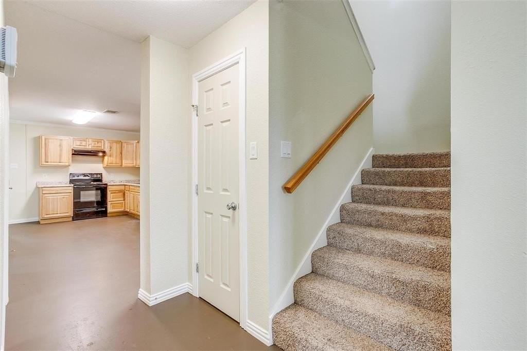 162 Blue Ridge Dr - Photo 4 of 12