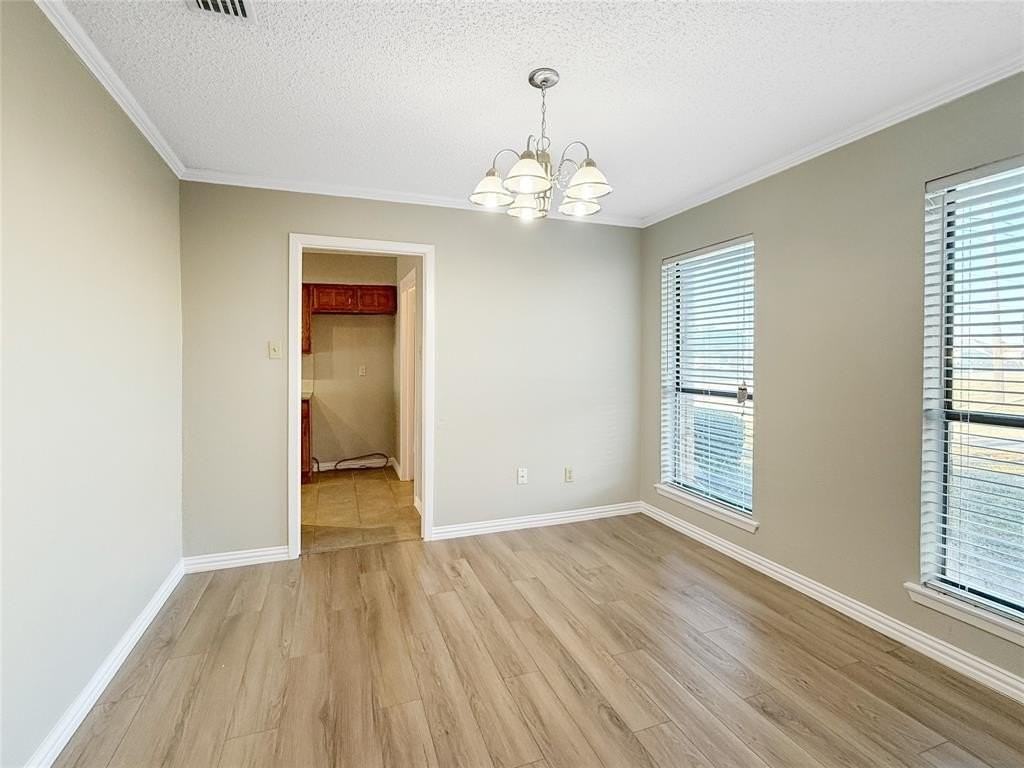 3614 Colbath Dr - Photo 4 of 24