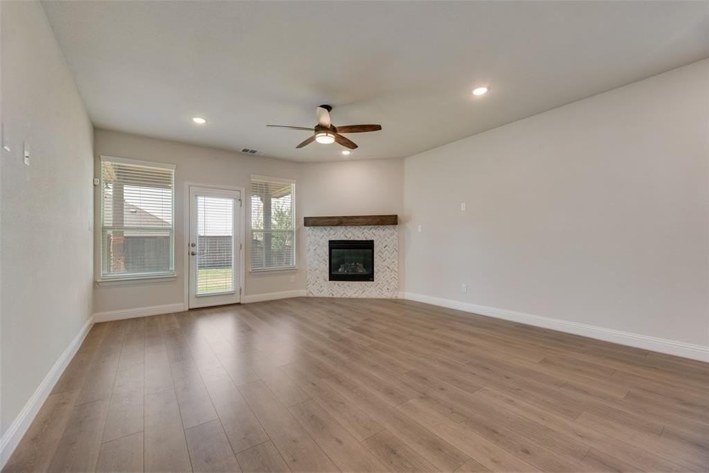 3200 Glendale Dr - Photo 3 of 19