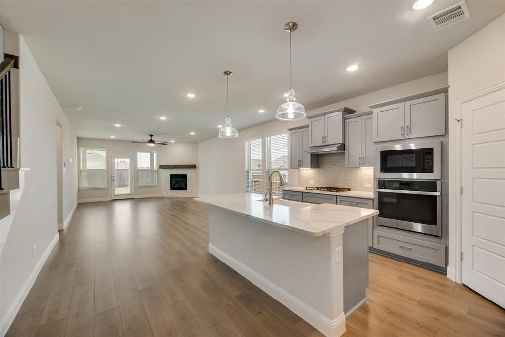 3200 Glendale Dr - Photo 4 of 19