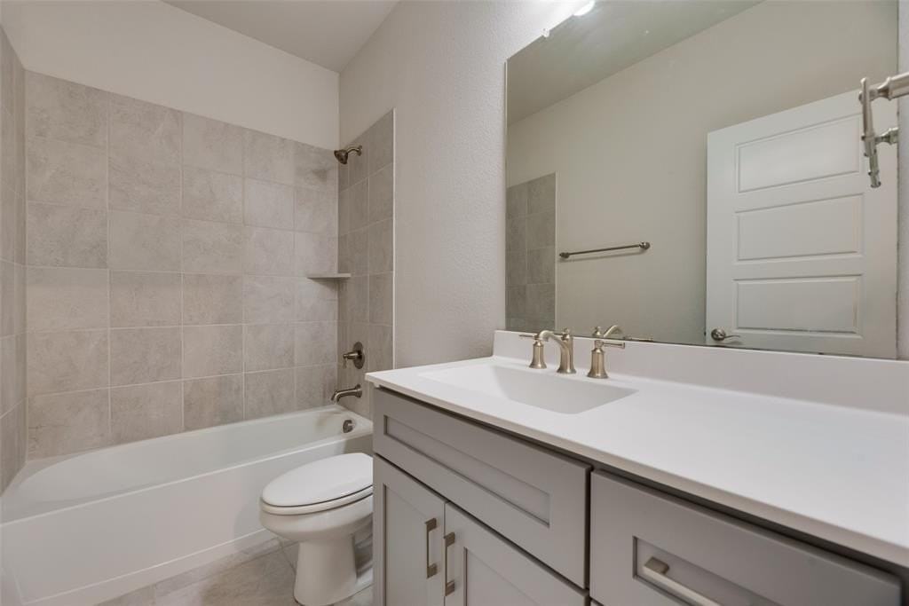 3200 Glendale Dr - Photo 7 of 19