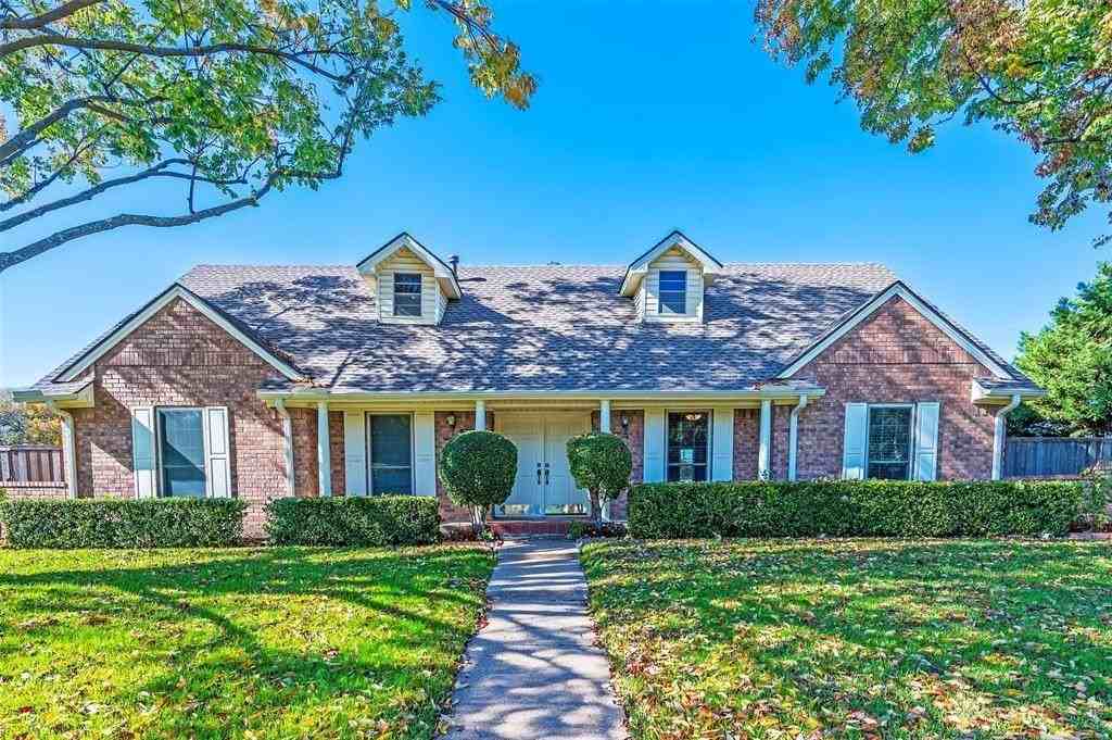 2944 Knollwood Dr - Photo 3 of 27