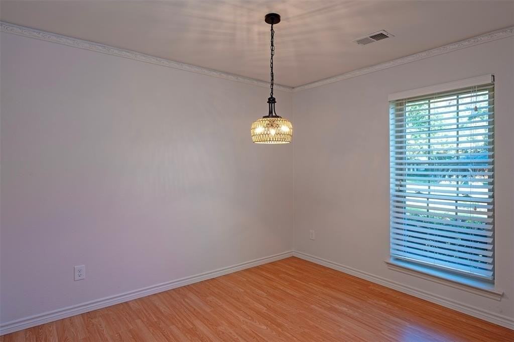 2944 Knollwood Dr - Photo 6 of 27