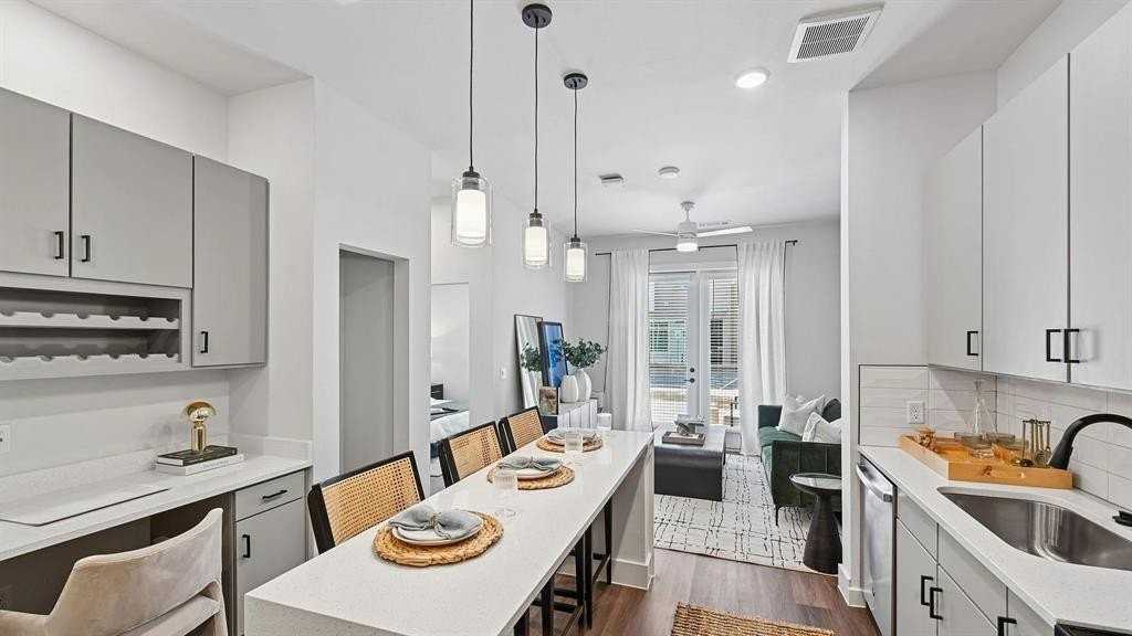 1735 N Greenville Ave #2309 - Photo 5 of 12