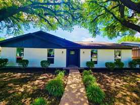 526 Doral Place - Photo 1 of 1