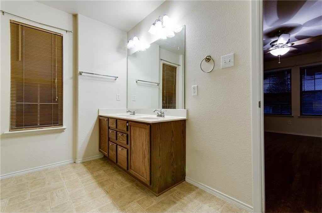 7020 Dove Tail Dr - Photo 7 of 23