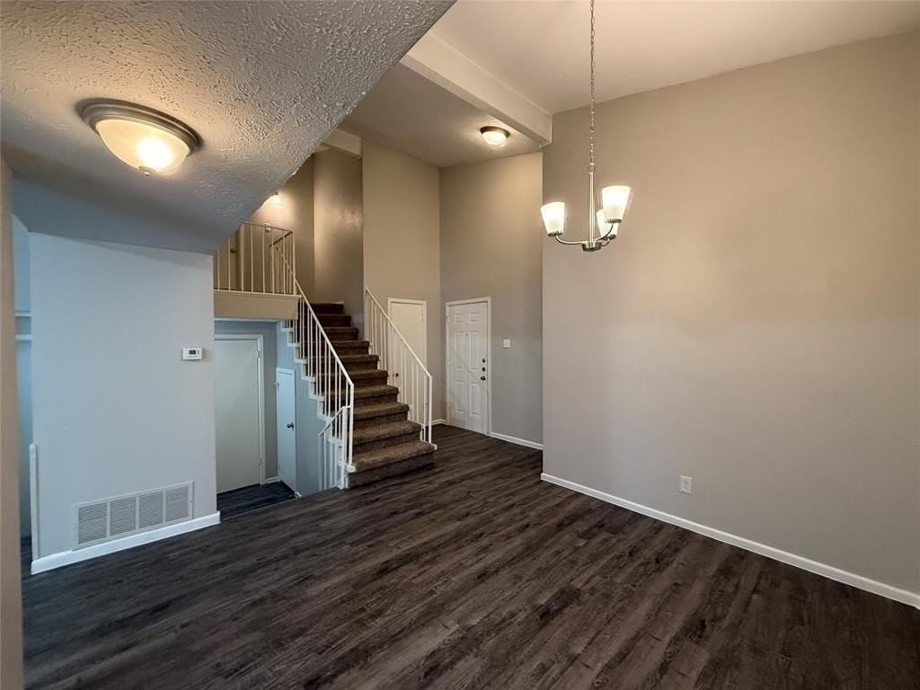 4772 Shands Drive - Photo 5 of 27