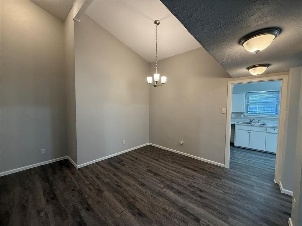 4772 Shands Drive - Photo 6 of 27