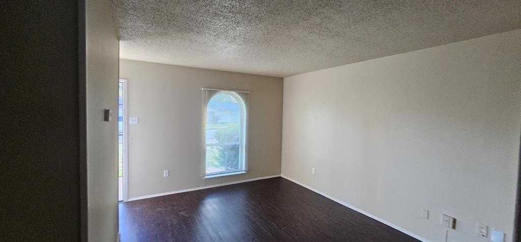 125 Astoria Dr - Photo 7 of 14