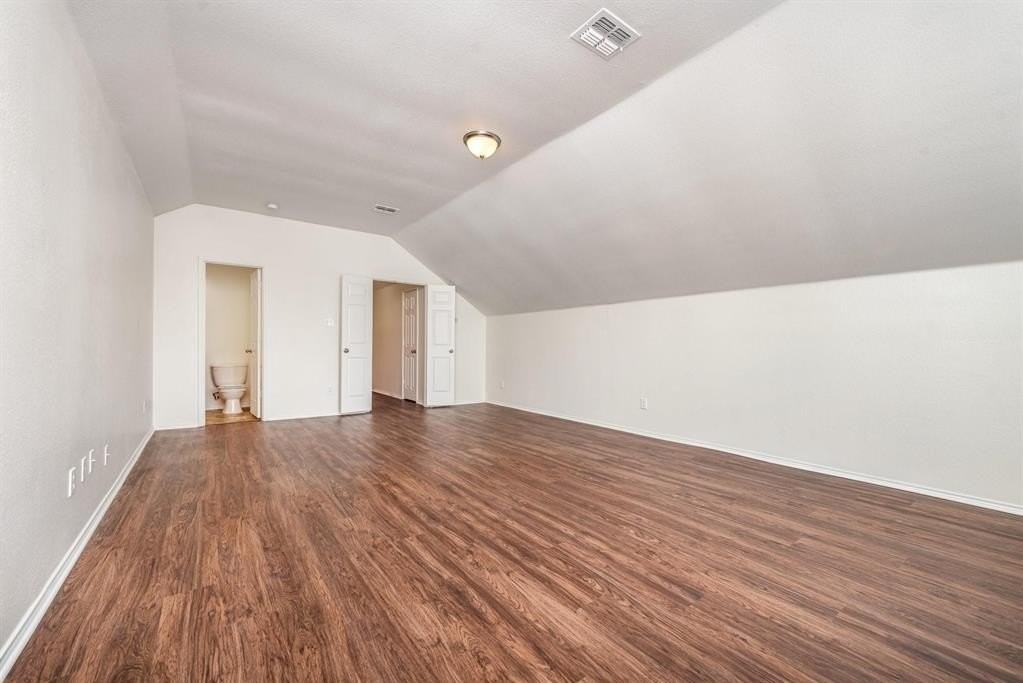 508 Maplewood Dr - Photo 6 of 11