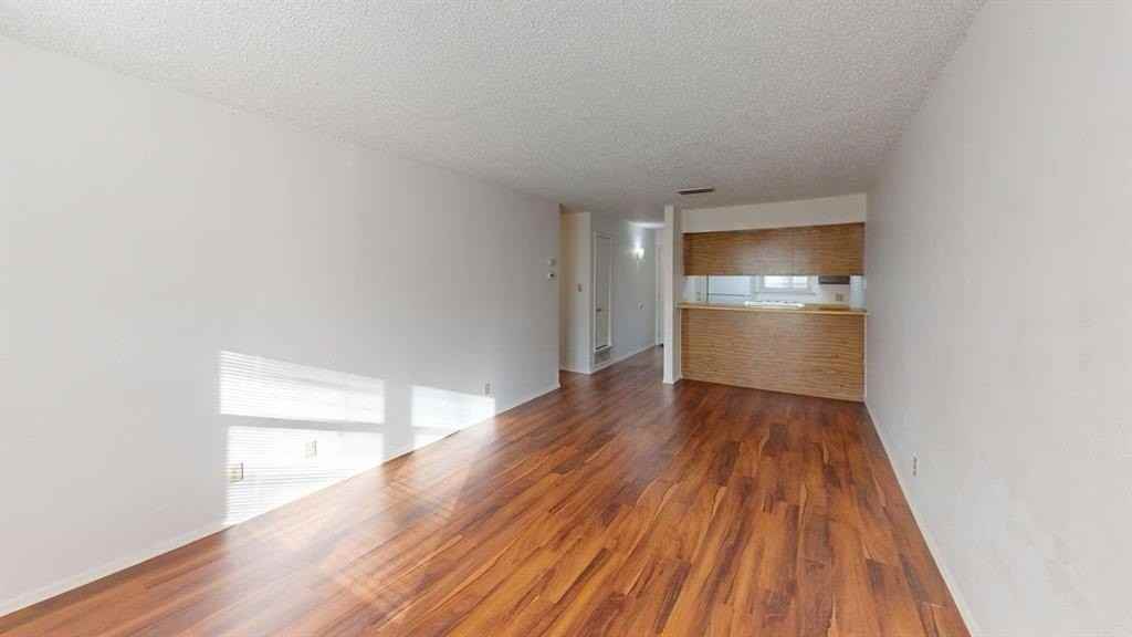 410 Bryan Street #10 - Photo 5 of 14