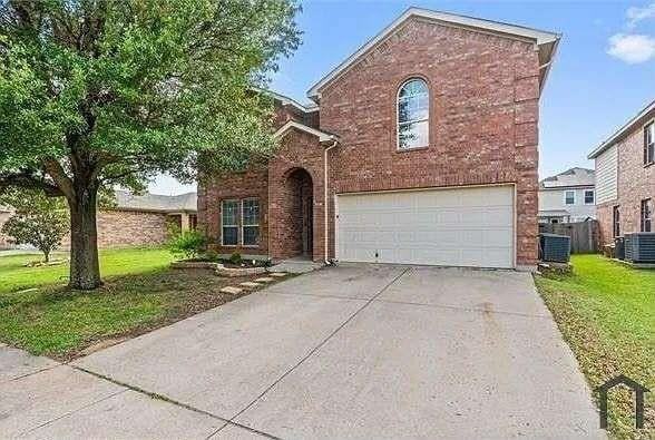 10449 Hideaway Trl - Photo 2 of 13