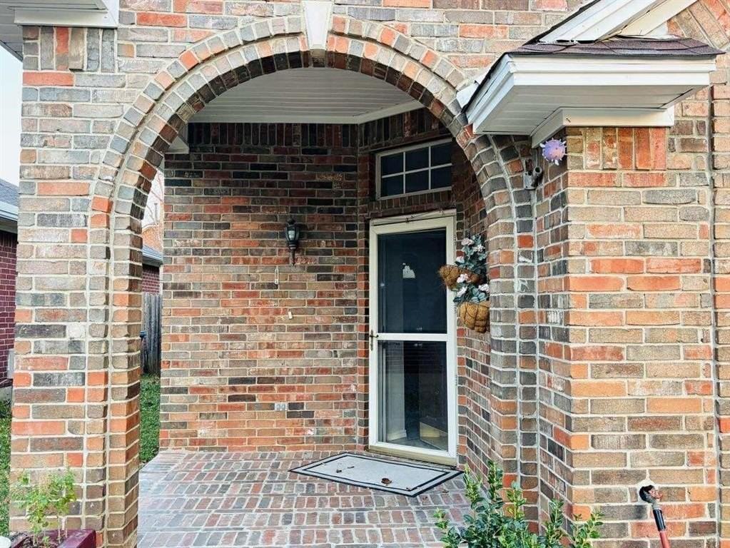 4224 Boulder Park Dr - Photo 3 of 17