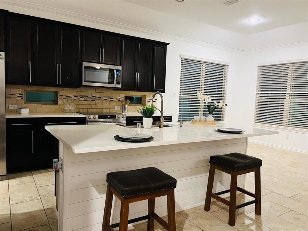 16309 Stillhouse Hollow Ct - Photo 7 of 38