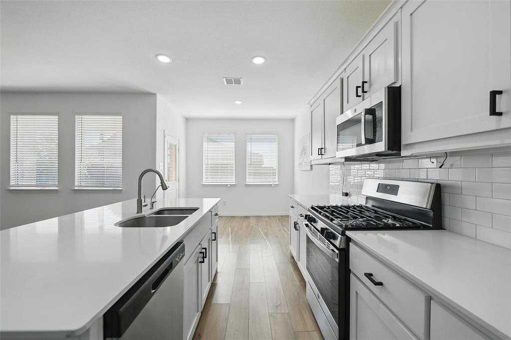 613 Chip St - Photo 7 of 37