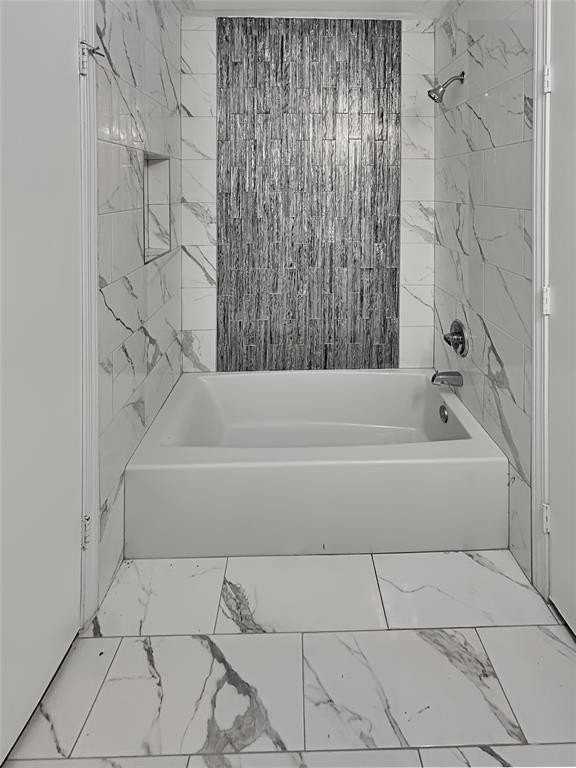 1321 Emily St #4101 - Photo 7 of 11