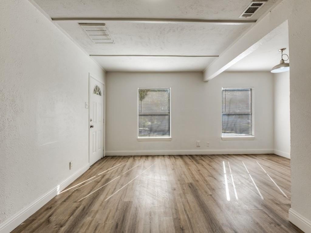 6439 Hollis Ave - Photo 5 of 22