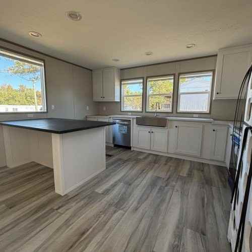 315 Oakleigh Dr - Photo 4 of 26