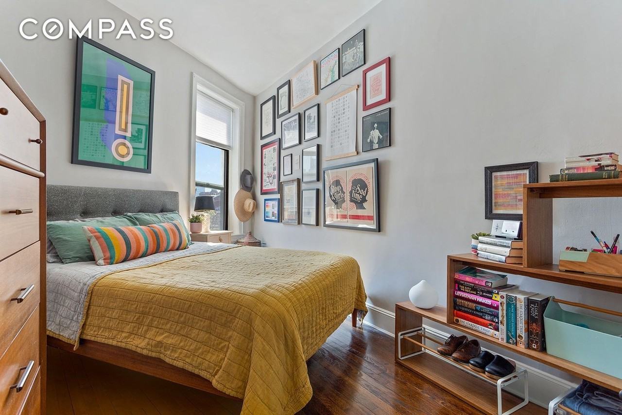 96 S Portland Ave #3 - Photo 5 of 9