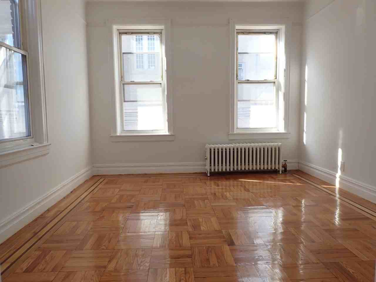 663 E 94th St #3 - Photo 3 of 13