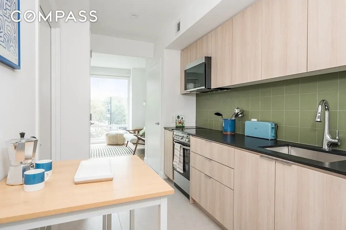 975 Nostrand Ave #209 - Photo 2 of 14