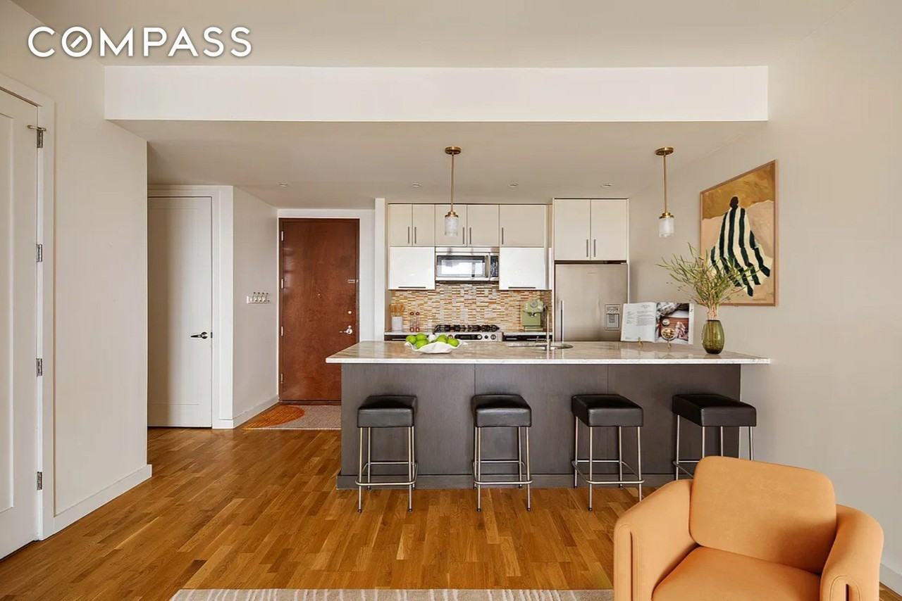 500 4th Ave #6O - Photo 4 of 12