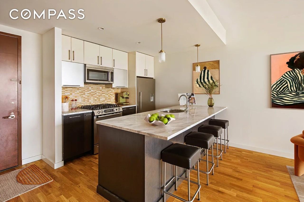 500 4th Ave #6O - Photo 5 of 12