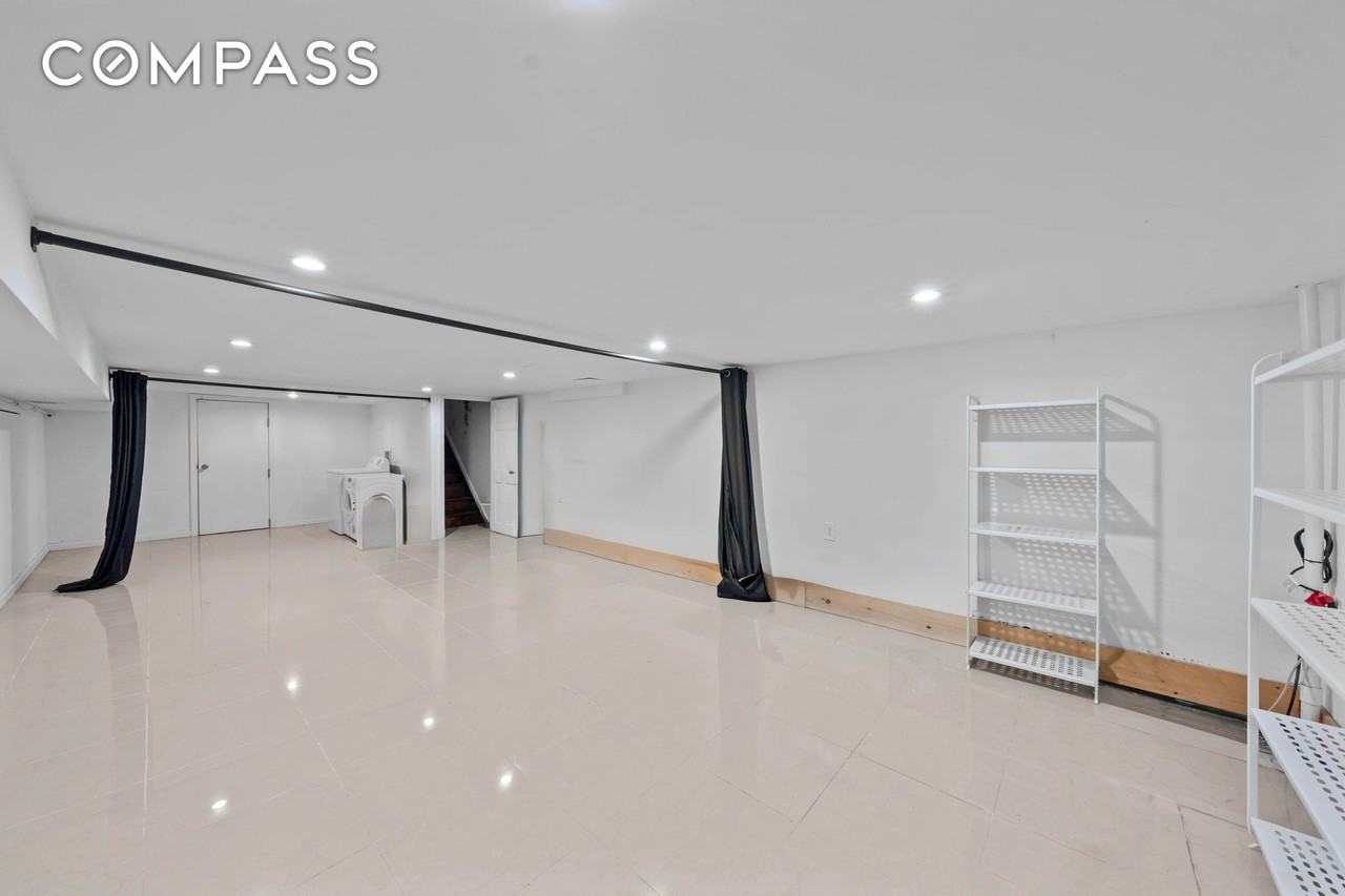 476A Jefferson Ave #1 - Photo 6 of 8