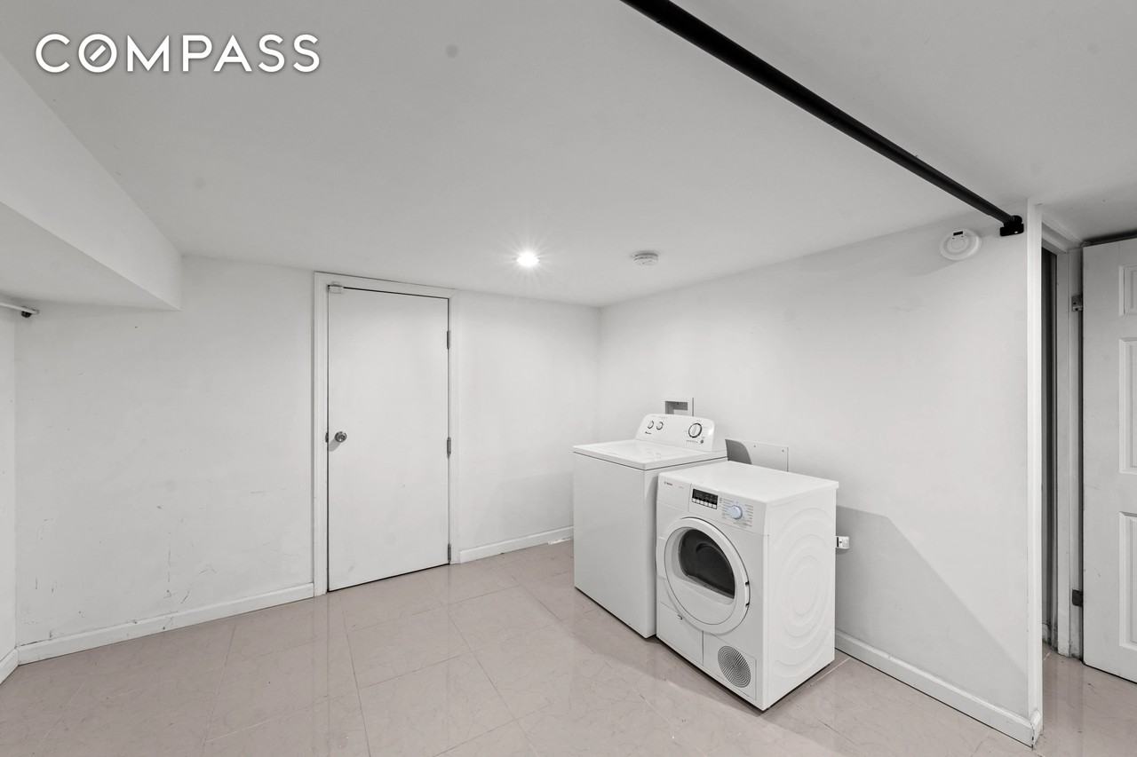 476A Jefferson Ave #1 - Photo 7 of 8