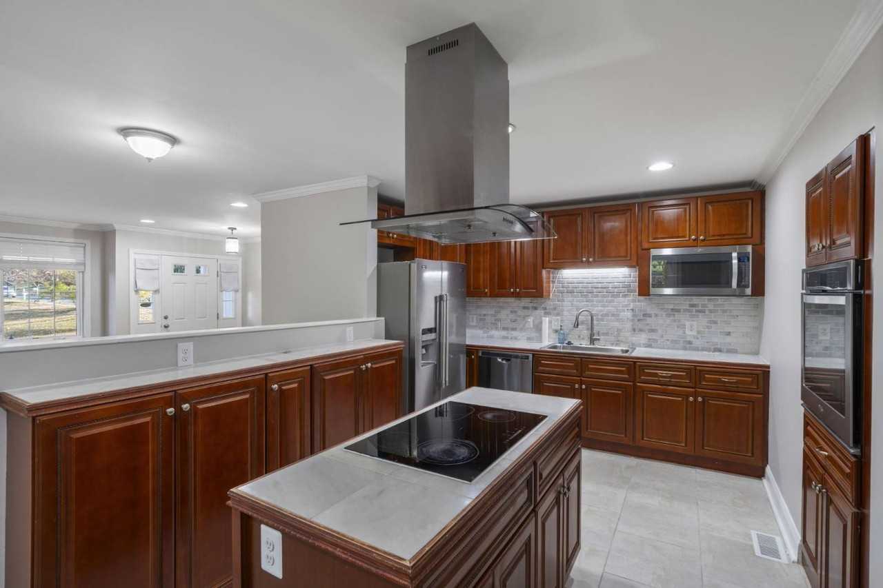 1516 Cedarwood Dr - Photo 6 of 25