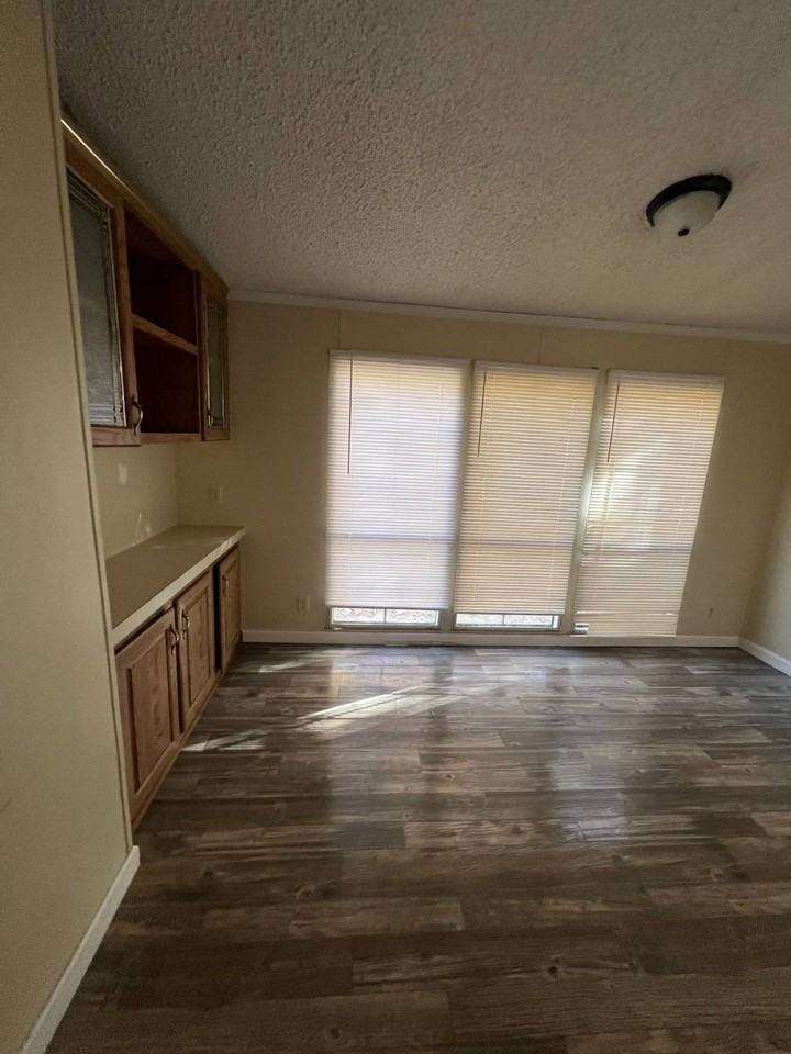 5 Maple Dr - Photo 4 of 6