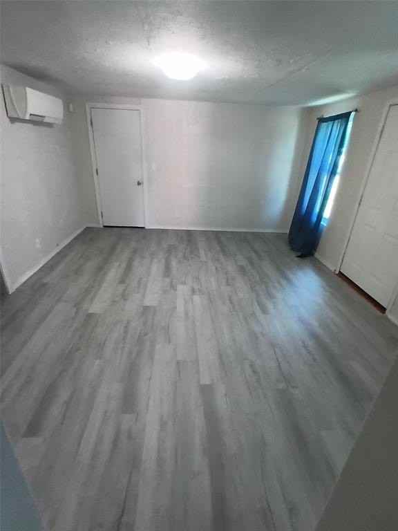 512 Adair Boulevard - Photo 4 of 20