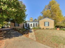 featured image of 2933 Cummings Drive