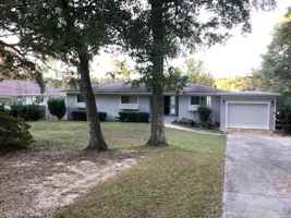 featured image of 1600 East Texar Drive