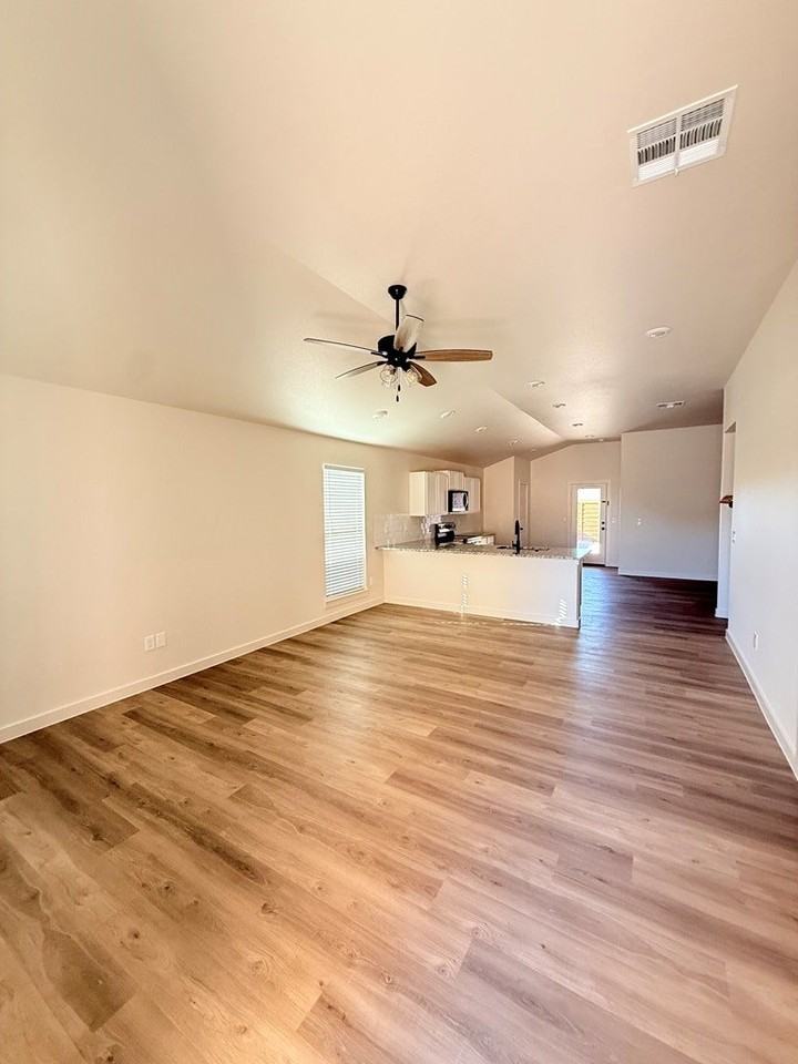 6309 Poppy Drive - Photo 4 of 28