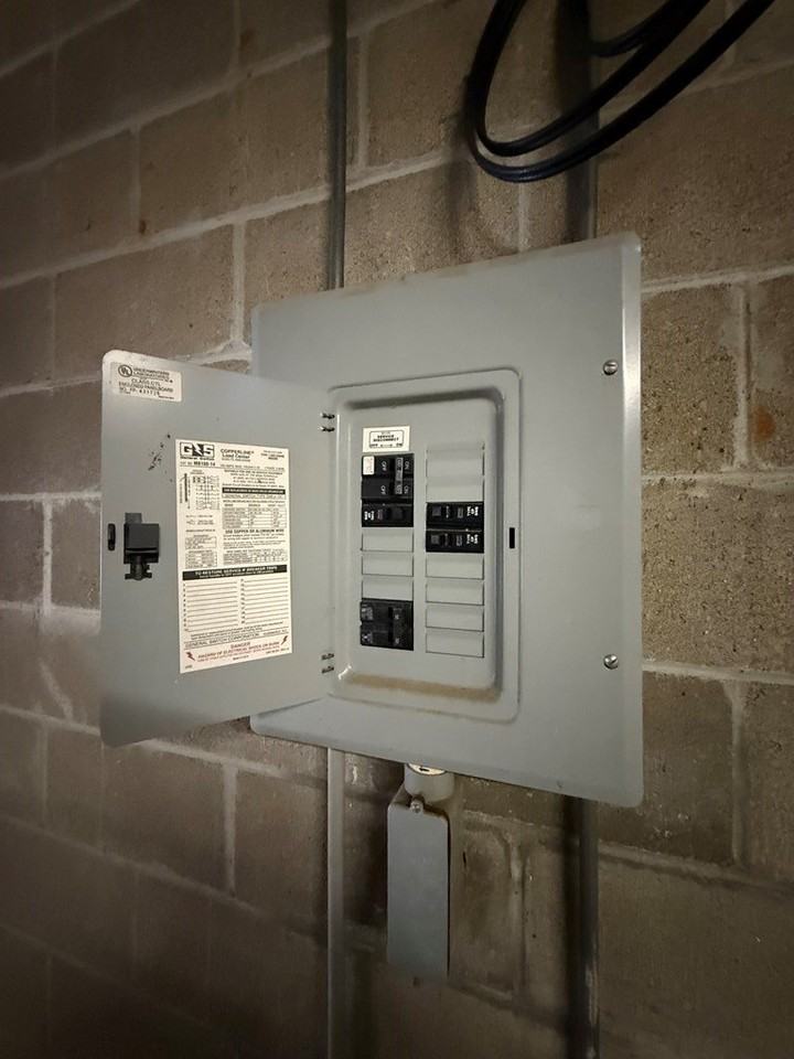 1332R S Brundidge St - Photo 3 of 8