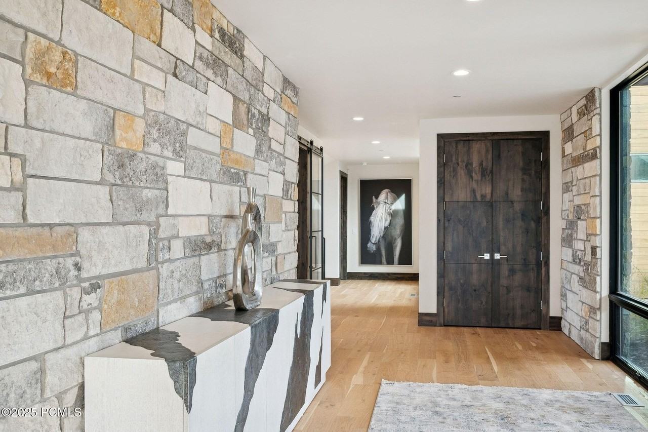 2005 N Lookout Peak Cir - Photo 6 of 50