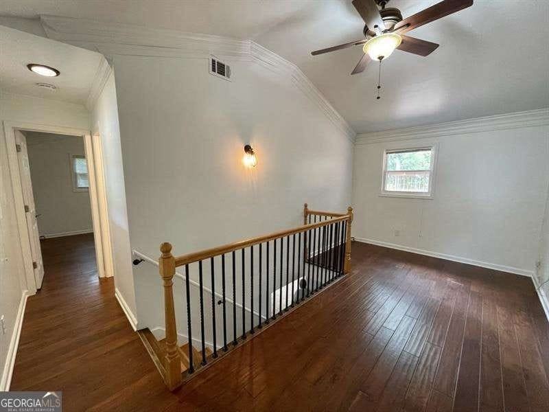 8940 Bay Dr - Photo 4 of 27