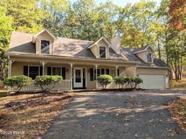 featured image of 131 Surrey Lane