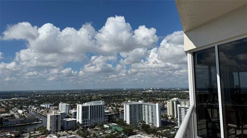 3100 Galt Ocean Drive #2808 - Photo 3 of 5