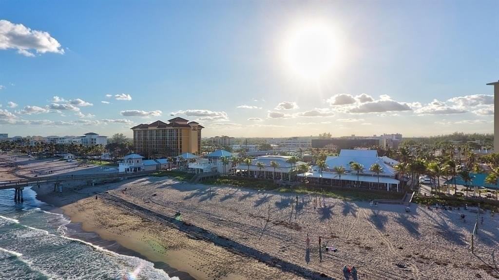 1932 Northeast 7th Street #1