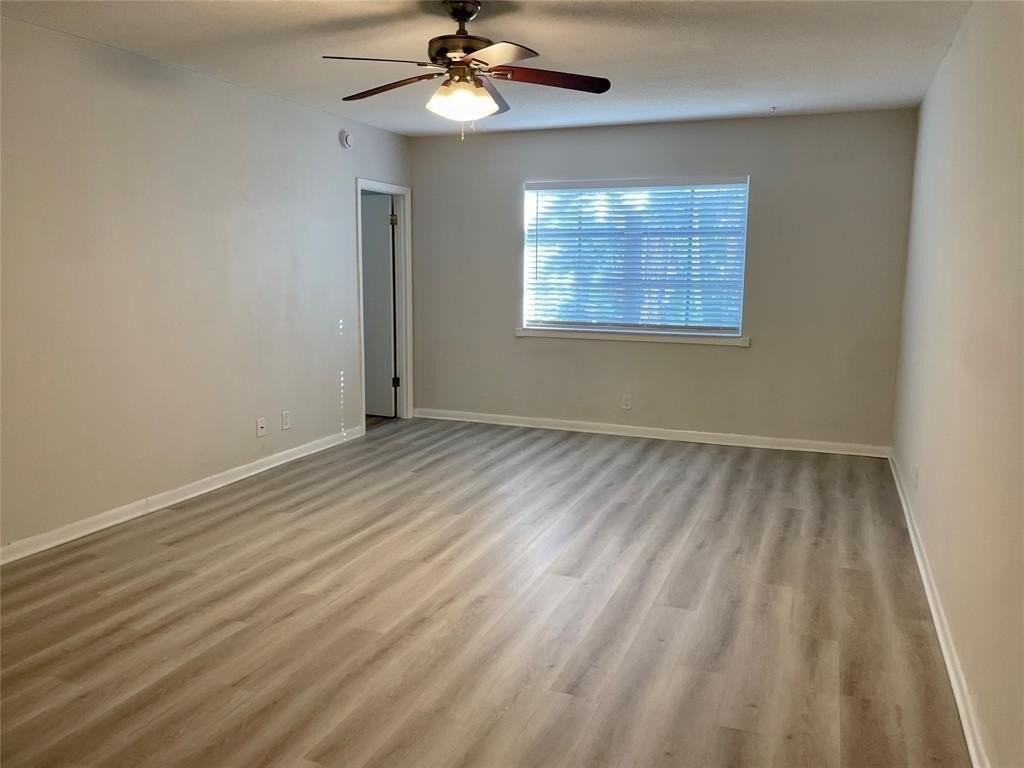 2424 Southeast 17th Street #211B - Photo 6 of 15