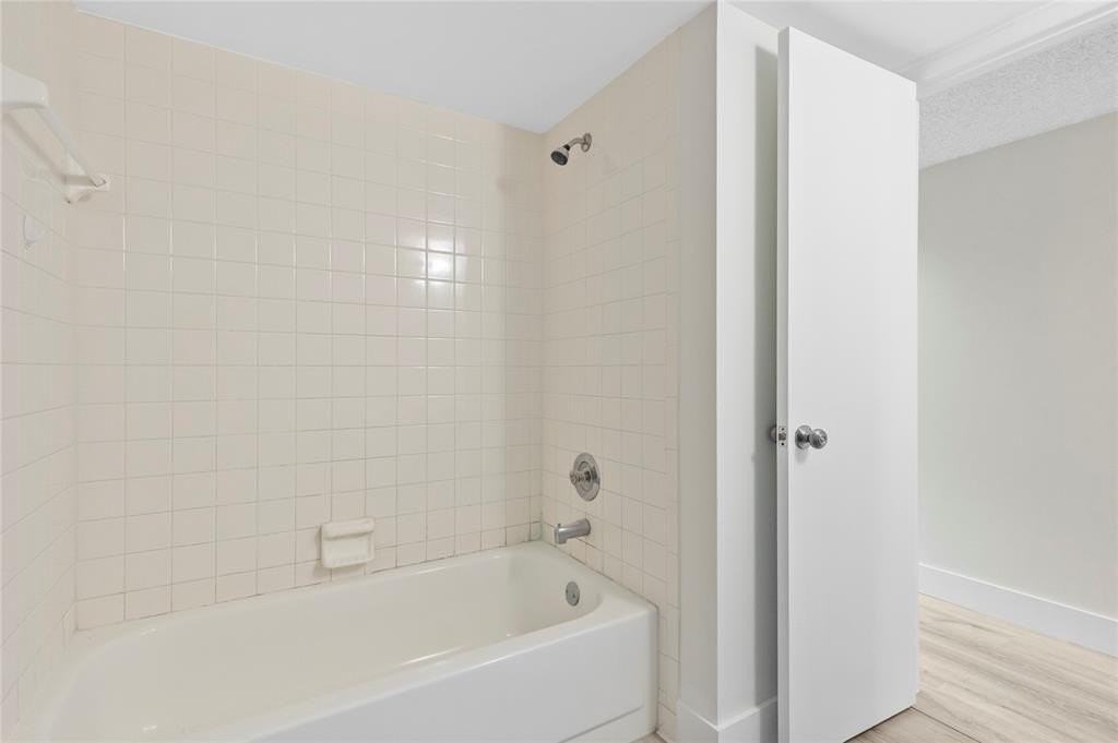 610 Gardens Dr #203 - Photo 6 of 21