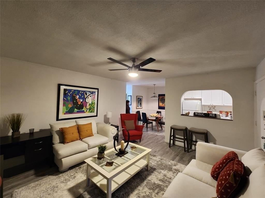 17090 Ne 14th Ave #211