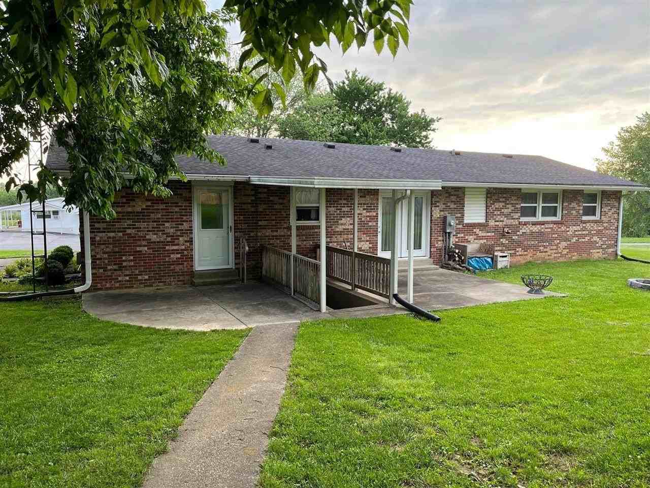 9990 Alvaton Rd - Photo 7 of 8