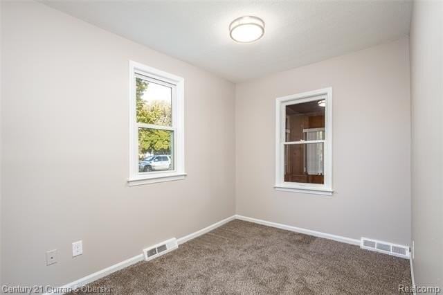 26361 Parkington St - Photo 6 of 20